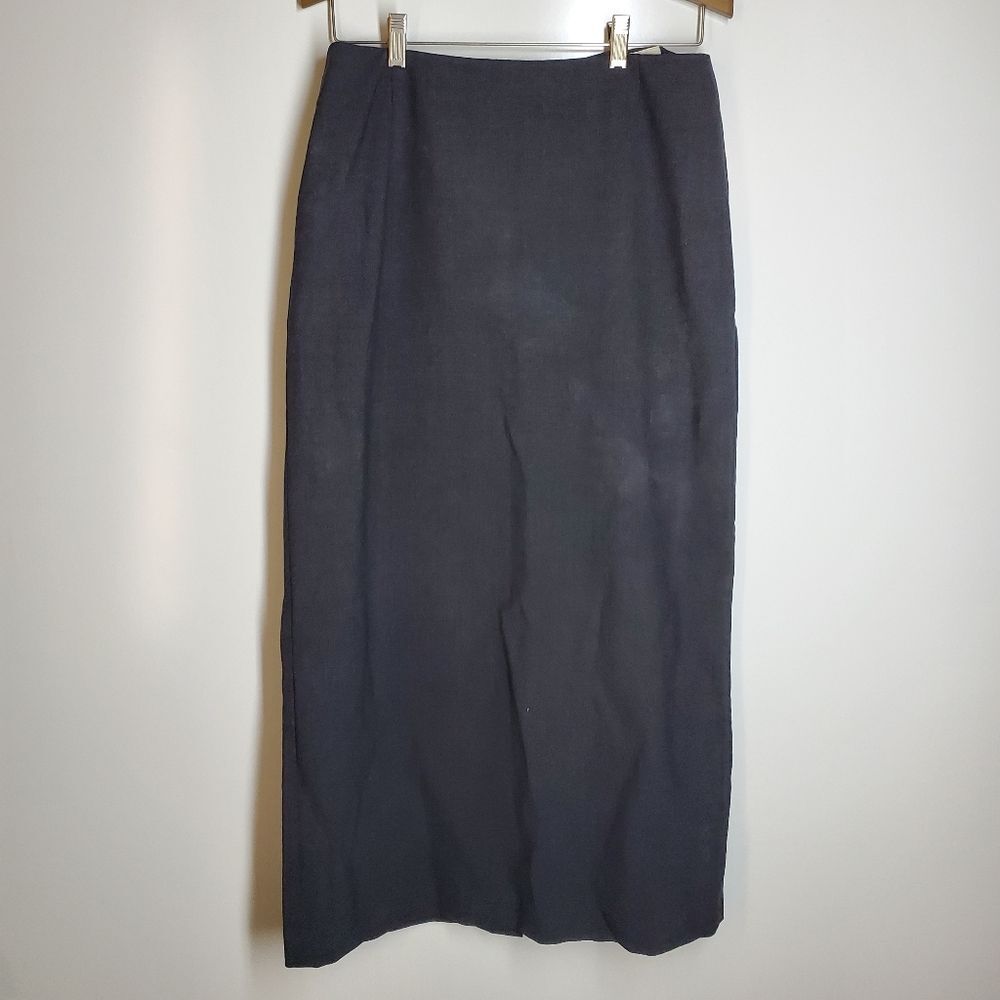 Eddie Bauer Gray Pencil Skirt.  Size 10.